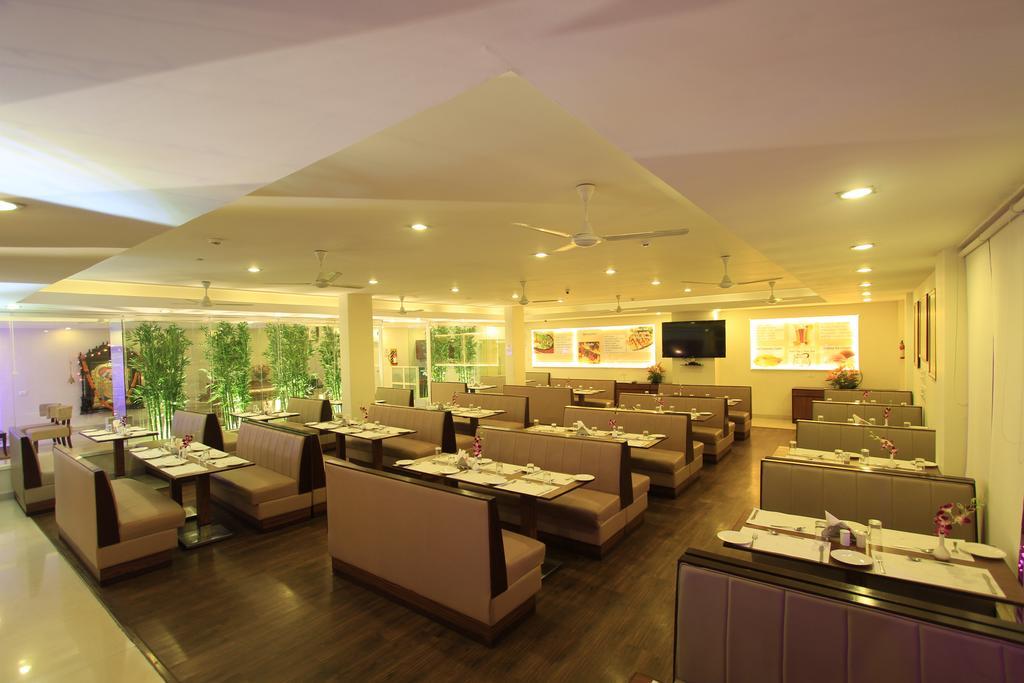 Orchid Square Hotel Coonoor Exterior foto
